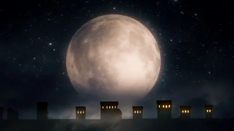 Giant Full Moon Rising Over Silhouetted Rooftops Chimneys Vídeo Stock 341325455