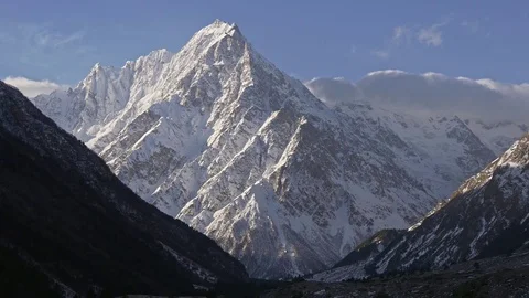 Giant ice mountain Video stock 83725460