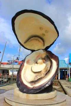 Giant pearl shell Stock Photos
