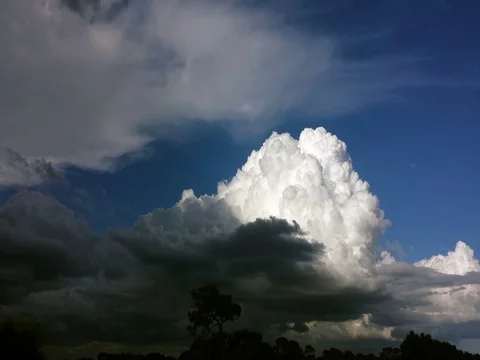 Giant Storm Cloud with Lightning (2160p 25fps) Stock Footage 80321509