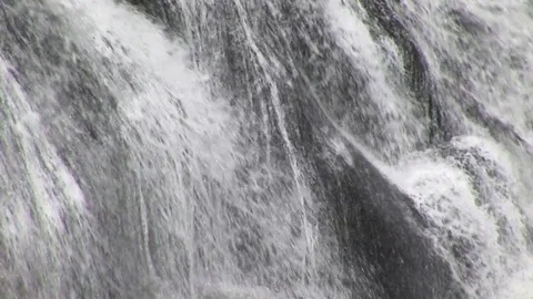 Gibbon Falls in Yellowstone Vídeo Stock 72571655