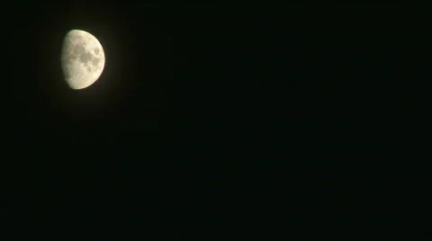 Gibbous moon Stock Footage 509136