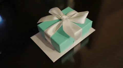 Gift Box Stock-Footage 47772865