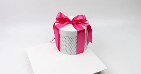 Gift box. Stock-Footage 240195114