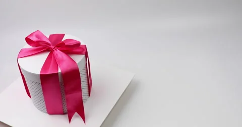 Gift box. Video stock 240270047