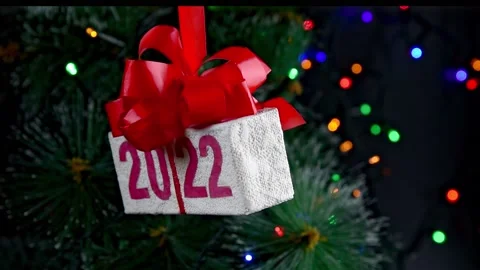 Gift box with text new year 2022 rotating Stock Footage 162718422