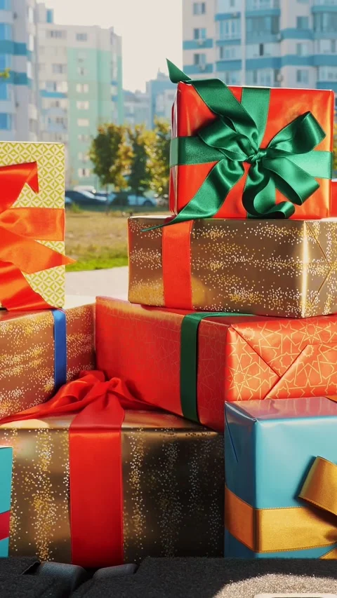Gift boxes in the car. delivery service. many beautifully wrapped parcels, boxes 스톡 동영상 319017164
