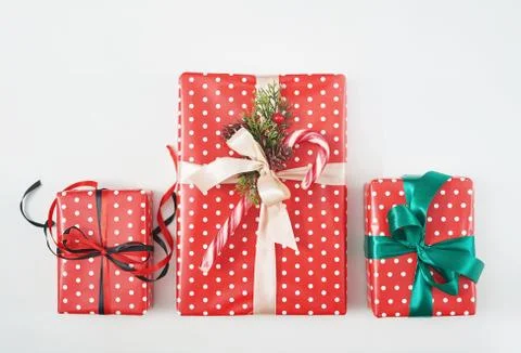 Gift boxes christmas tree background. Luxury New Year gift. Merry Christmas b Foto stock