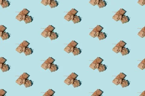Gift pattern blue seamless background care package Stockfoto's