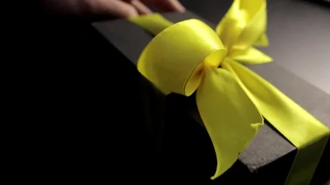 A gift rotation Stock Footage 103985055