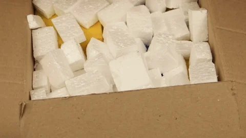 Gift wrapping Vídeo Stock 83803535