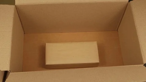 Gift wrapping for the holiday Vídeo Stock 83803524
