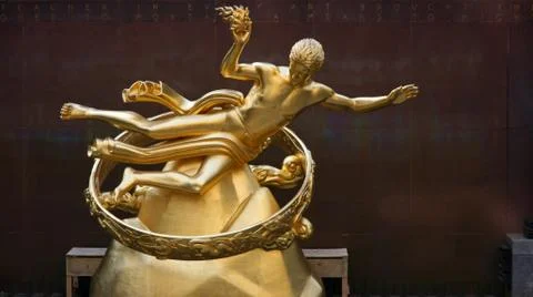 Gilded prometheus statue 스톡 사진