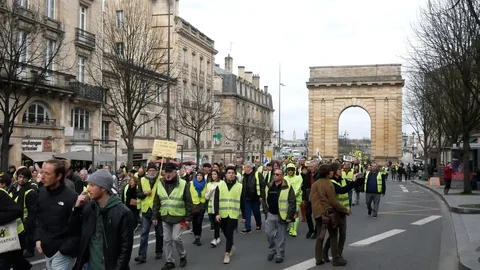 Gilets Jaunes Stock Footage 102701174