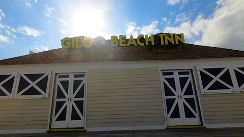 Gilgo Beach Inn timelapse clouds moving in sky Video stock 106150501