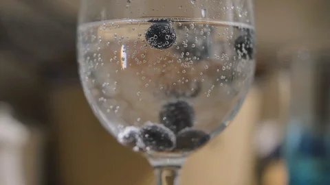 Gin and Tonic Bubbles 4k 1 Stock Footage 101831775