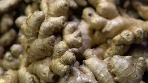 Ginger root on the counter in the supermarket Video stock 165109782