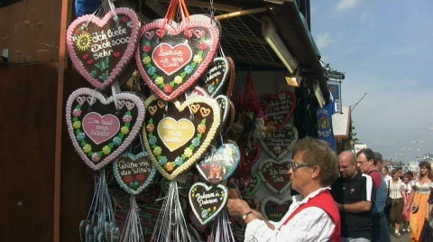 Gingerbread Hearts Munich Stock-Footage 623037