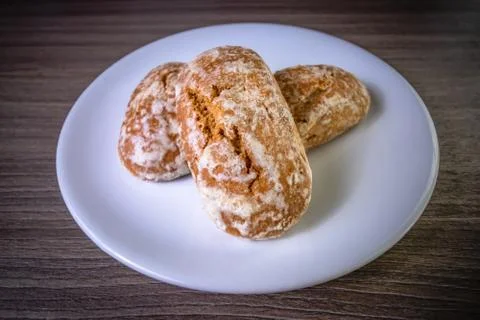 Gingerbread on plate on the table 写真素材