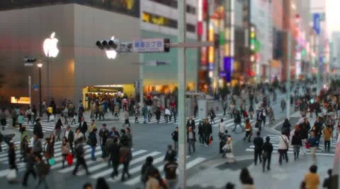 Ginza tilt-shift &amp; time-lapse shot of busy shopping street. Video stock 11190700