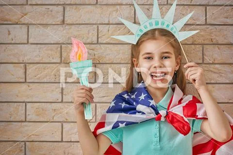 Girl with American flag Stock-Fotos