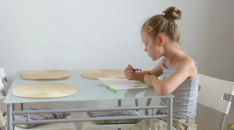 Girl is drawing Stock Footage 64979767