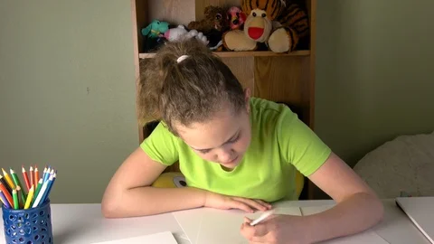 Girl drawing. Stock Footage 107207334