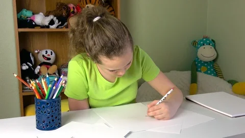 Girl drawing. Stock Footage 107209120