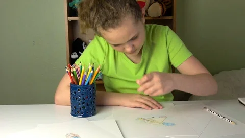 Girl drawing. Stock Footage 107209571