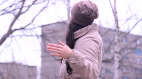 Girl explains, shows, revolves Video stock 22736778