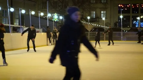 Girl fall to the rink Stock Footage 72657528