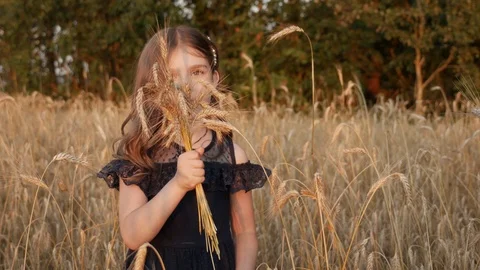 Girl! Stock Footage 113277225