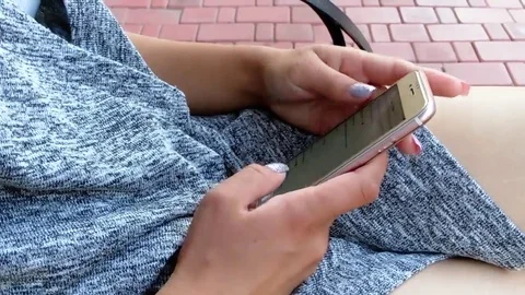 Girl hands smartphone Video stock 80924575