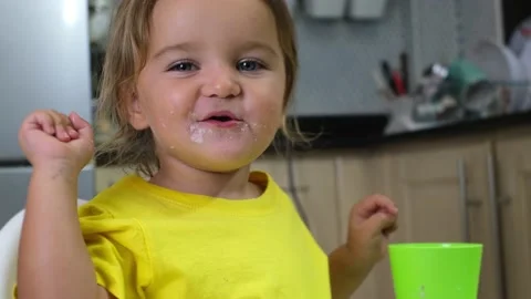 Girl on the kitchen Stock Footage 170534331