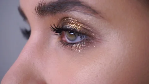 Girl make make-up Stock Footage 103249355