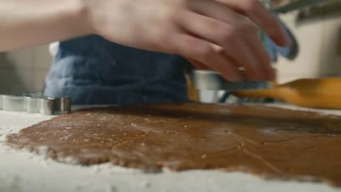 Girl making Easter biscuits 스톡 동영상 71037184