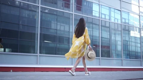 Girl model posing Video stock 110607941