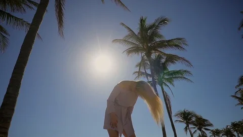 Girl posing on beach. Video stock 94617348