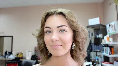 Girl posing on the make-up Stock Footage 83396135