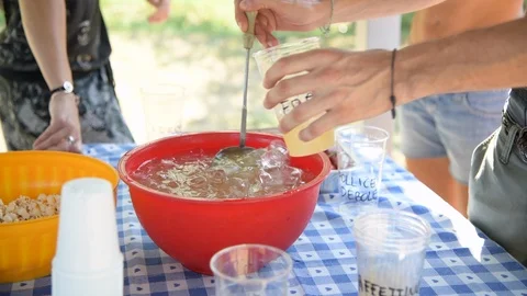 Girl pours a margarita Stock Footage