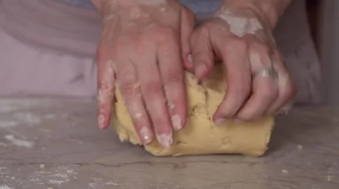 A girl prepares the dough to bake cookies Video stock 65212853