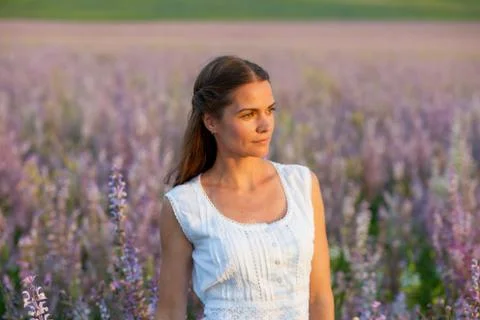 Girl in Sage Foto stock