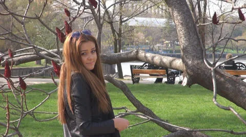 Girl smiling at camera Stock-Footage 22556700