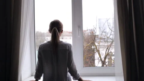 Girl is standing back Video stock 101168110