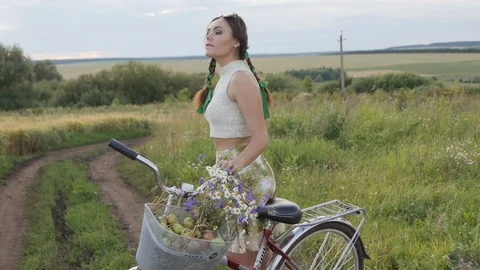 Girl Throws an Apple Stock Footage 87586982