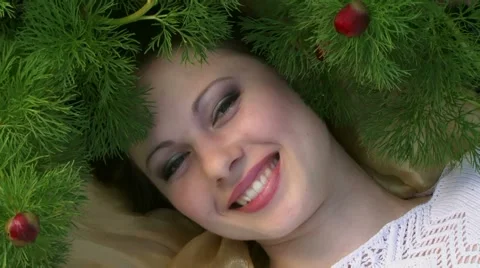 Girl Under The Tree Video stock 52702287