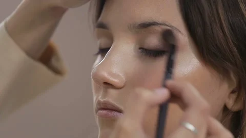 Girl by which do a make-up Stock-Footage 93573725