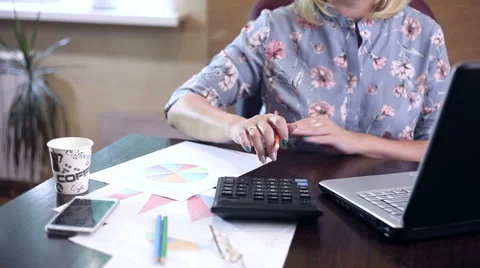 The girl working on computer in office Video stock 65290439