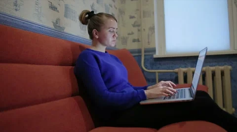 Girl works at the computer Stock Footage 59961900