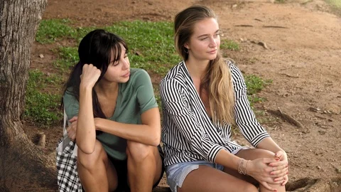 Girlfriends in park Video stock 89394230